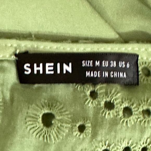 Shein sz med tunic boho style slightly oversized green with eyelet umpire waist - Picture 11 of 14